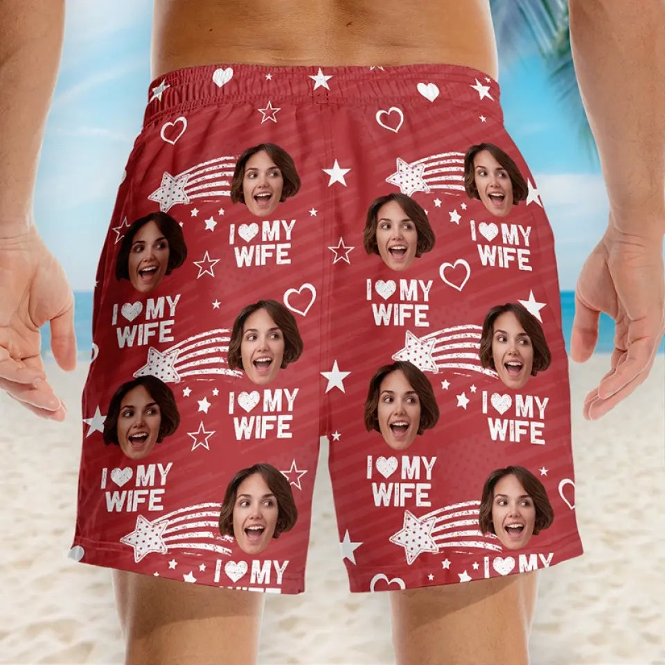 Photo personnalisée Tout le monde sait que tu es à moi - Short de plage hawaïen personnalisé amusant pour homme - Cadeau de vacances d'été, cadeau de fête d'anniversaire pour mari
