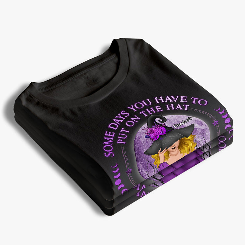 Dans un monde rempli de princesses, soyez une sorcière ! T-shirt, sweat à capuche et sweat-shirt unisexe personnalisé pour sorcières ! Cadeau d'Halloween pour sorcières, vous-même