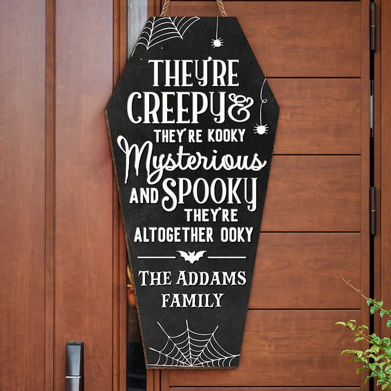 Ils sont effrayants, ils sont fous - Panneau en bois personnalisé pour décoration d'intérieur - Cadeau d'Halloween pour les membres de la famille