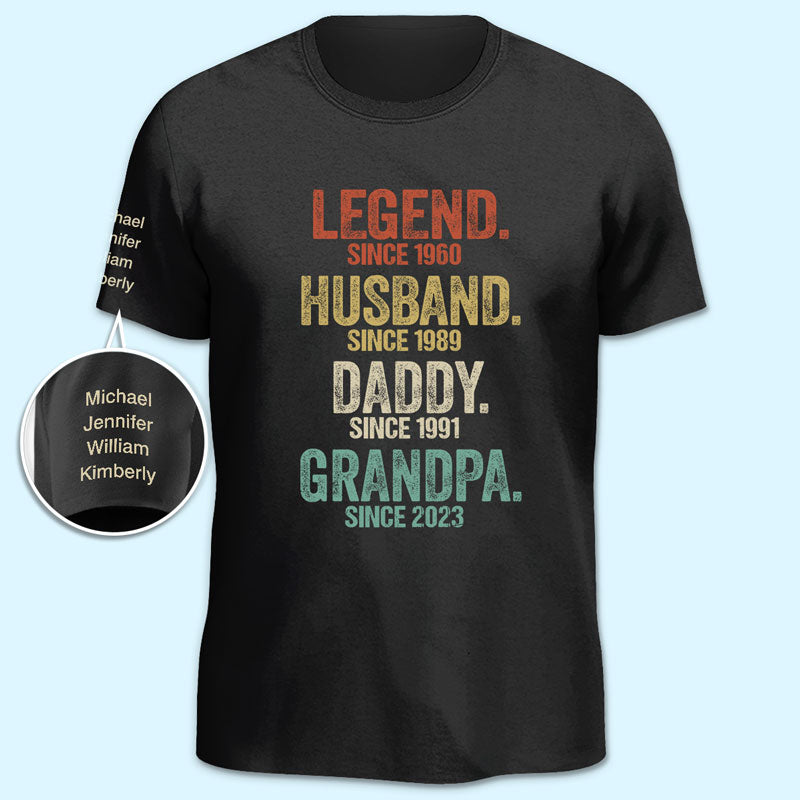 Légende Mari Papa Grand-père - T-shirt unisexe personnalisé avec motif sur la manche - Cadeau fête des pères, anniversaire pour papa, grand-père