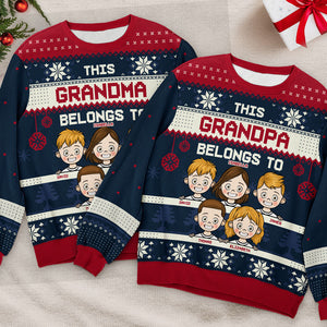 Cette grand-mère appartient au style vert - Sweat-shirt moche personnalisé pour la famille - Pull en laine unisexe - Cadeau de Noël pour grand-mère et grands-parents