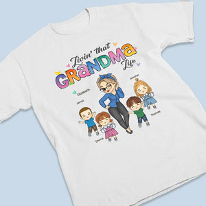 « Vivre la vie de grand-mère » – T-shirt unisexe personnalisé, sweat à capuche, sweat-shirt – Cadeau d'anniversaire pour maman et grand-mère