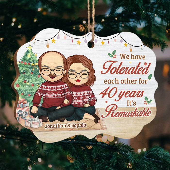 Nous nous sommes tolérés les uns les autres - Décoration de Noël en bois personnalisée en forme de Benelux - Cadeau pour couple, mari et femme, anniversaire, fiançailles, mariage, cadeau de mariage, cadeau de Noël