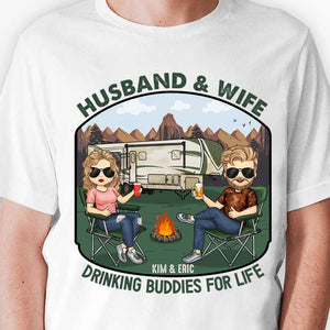 Mari et femme, compagnons de beuverie pour la vie - T-shirt unisexe personnalisé, sweat à capuche, sweat-shirt - Cadeau pour couple, mari et femme, anniversaire, fiançailles, mariage, mariage, cadeau de camping