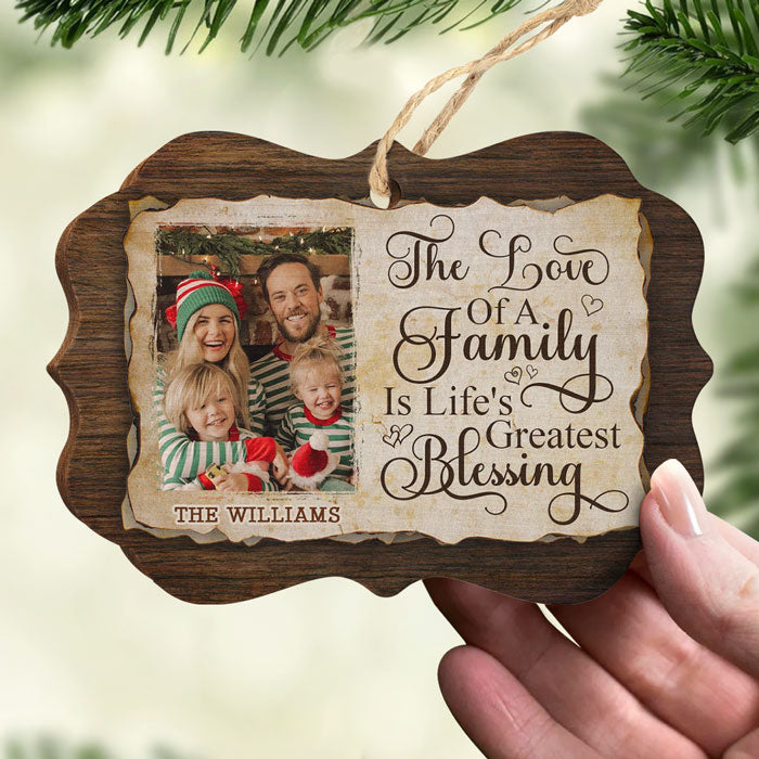 L'amour d'une famille est la plus grande bénédiction de la vie - Décoration de Noël personnalisée en bois en forme de Benelux - Télécharger une image, cadeau pour la famille, cadeau de Noël