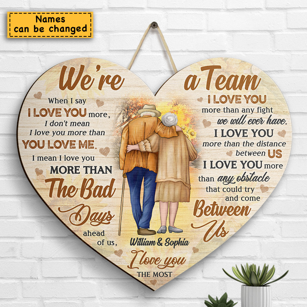 Quand je dis que je t'aime plus, je ne veux pas dire que je t'aime plus que tu ne m'aimes - Cadeau pour couples, mari et femme - Panneau en bois personnalisé