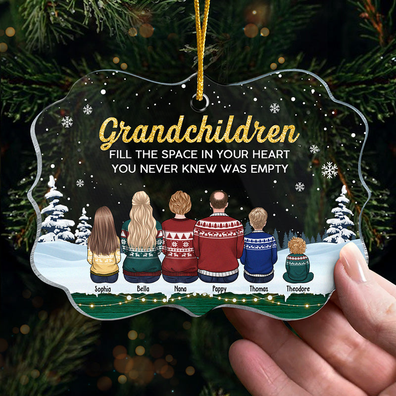 Petits-enfants comblent l'espace de votre cœur - Ornement personnalisé pour la famille - Forme Benelux en acrylique - Cadeau de Noël pour les membres de la famille