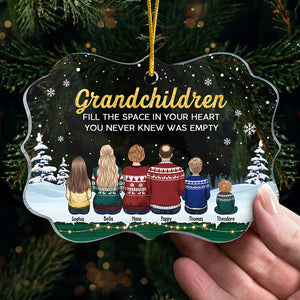 Petits-enfants comblent l'espace de votre cœur - Ornement personnalisé pour la famille - Forme Benelux en acrylique - Cadeau de Noël pour les membres de la famille